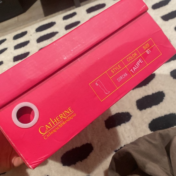 Catherine Malandrino Tie-Back Over the Knee Boots Taupe - Picture 10 of 12